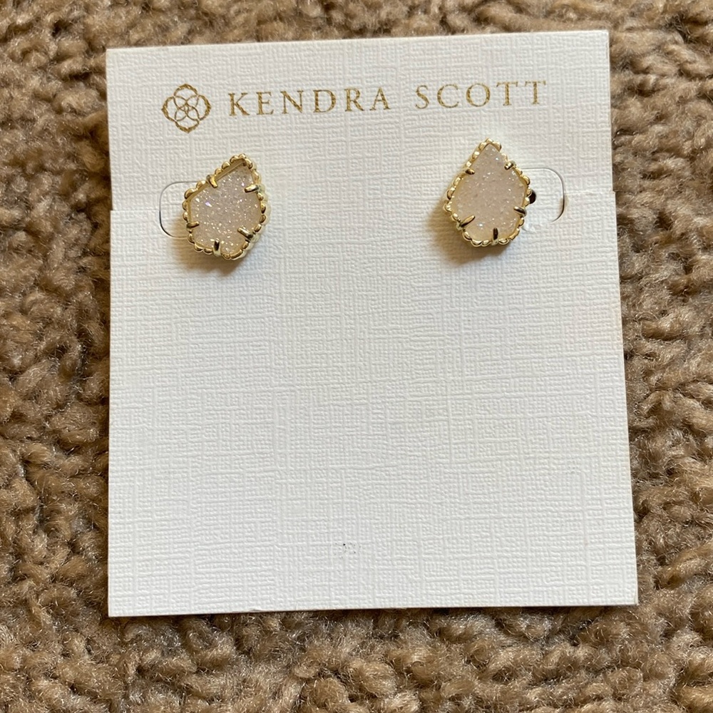 Kendra scott studs